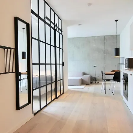 Cool 1-bed W New Yorker Vibes With Private Terrace København